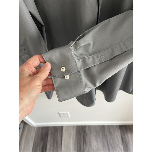 Van Heusen men’s Wrinkle Free Dress Shirt long sleeved size 19 35/26 Tall Gray - Picture 7 of 7